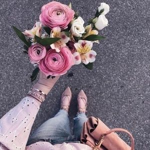 Meet your Posher, Elizabeth